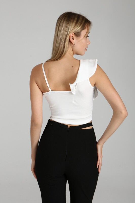 Beyaz Askılı Tek Omuzu Fırfırlı Crop Bluz - 5