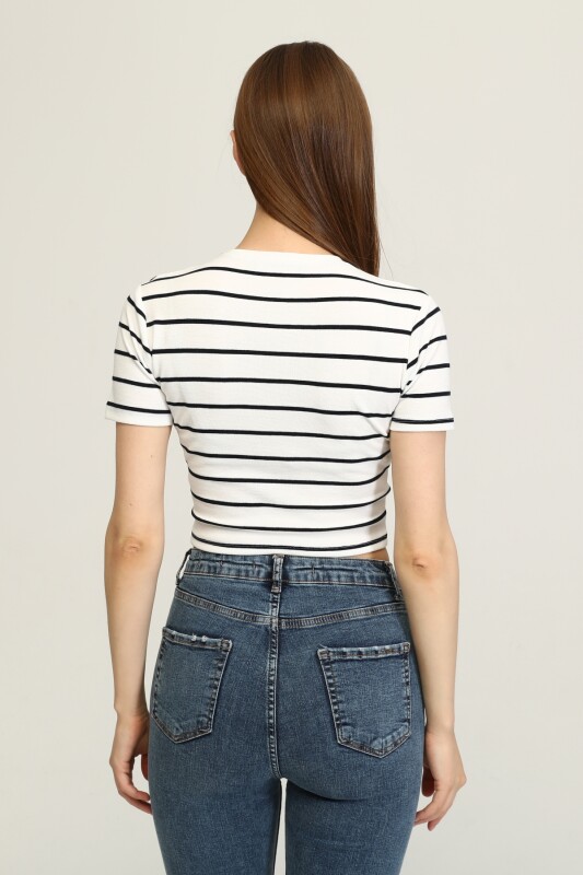 Bisiklet Yaka Basic Crop T-shirt - Ekru - 5