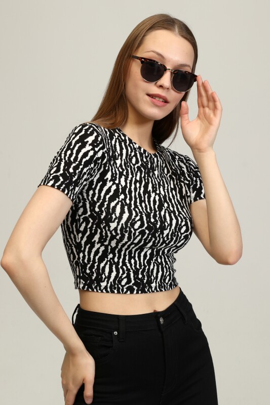 Bisiklet Yaka Basic Crop T-shirt - Çok Renkli - 2