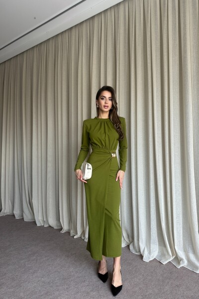 Büzgülü Toka Detaylı Kruvaze Kapamalı Uzun Elbise - Olive - MAT Collection