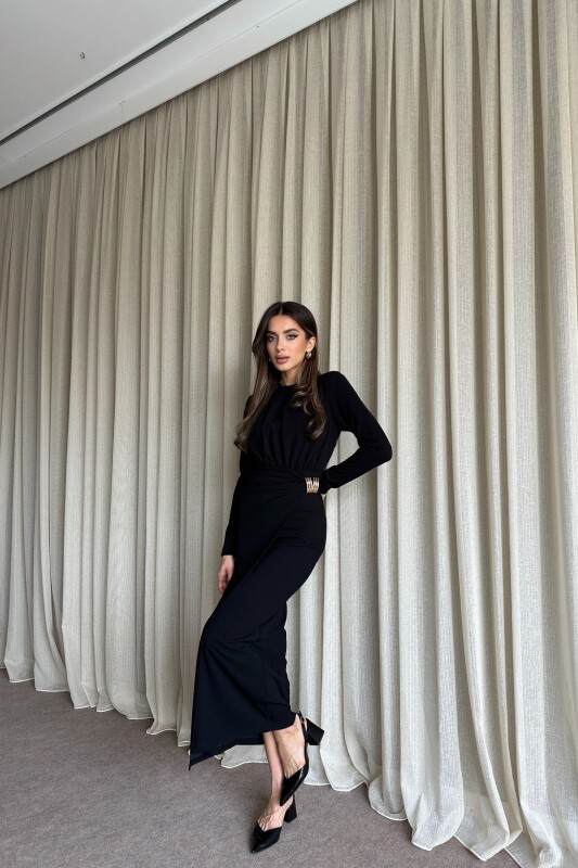 Büzgülü Toka Detaylı Kruvaze Kapamalı Uzun Elbise - Siyah - 3