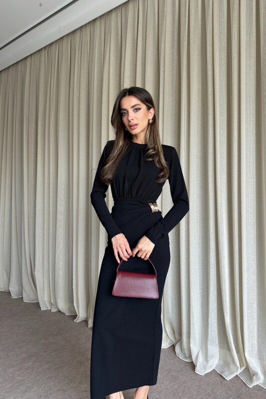 Büzgülü Toka Detaylı Kruvaze Kapamalı Uzun Elbise - Siyah - 4