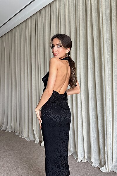 Degaje Yaka Sırt Dekolteli Jakarlı Elbise - Siyah - 4