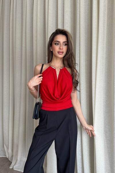 Degaje Yaka Toka Detaylı Bluz - Kırmızı - 3