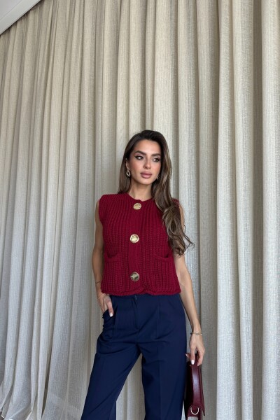 Gold Düğme Detaylı Cepli Triko Yelek - Bordo - MAT Collection