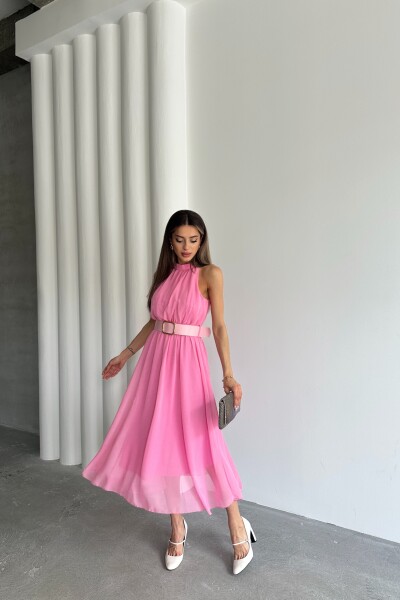 Halter Yaka Astarlı Kemerli Elbise - Pembe - 4