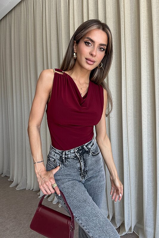 Kolsuz Degaje Yaka Tokalı Bluz - Bordo - 3